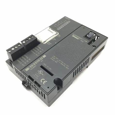 GE IC200MDL750 12 / 24 VDC com um intervalo de tensão de saída de 10,2 - 30 VDC ao longo de uma saída