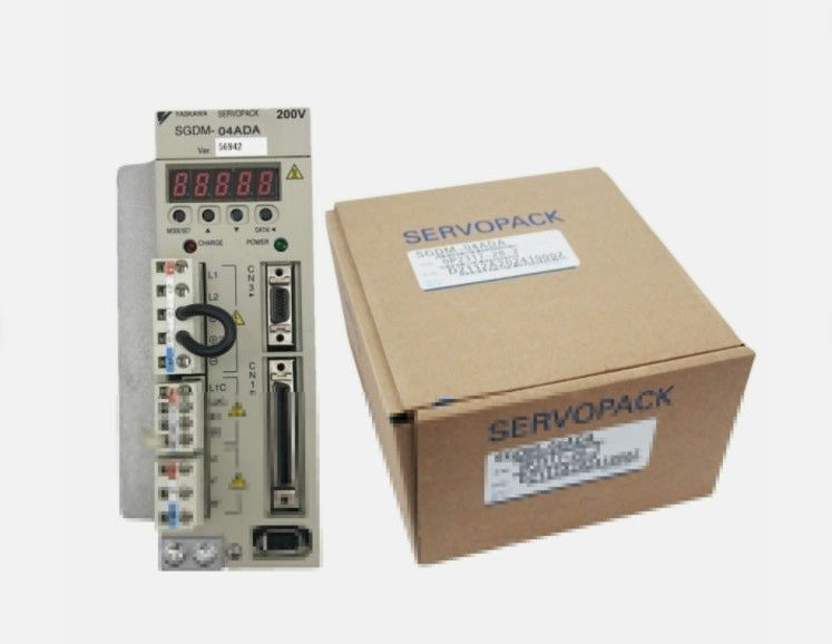 Motores trifásicos Yaskawa SGDM-04FD de 200 VAC de 0,45 a 7,5 kW, incluindo motores de 100 VAC