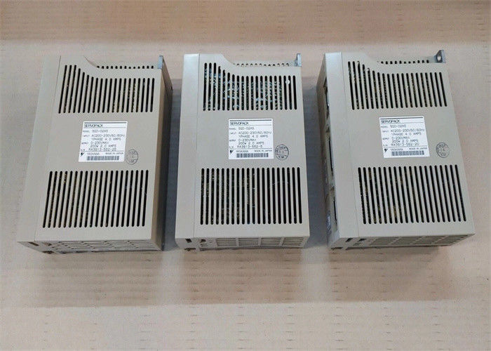 Yaskawa Electric SGD-02AS Servo Drives Novos na caixa original