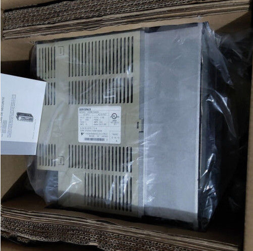 Yaskawa SGDB-30VN 18 AMP 3 FASE 200-230 VAC 50/60HZ AC Servo Drive