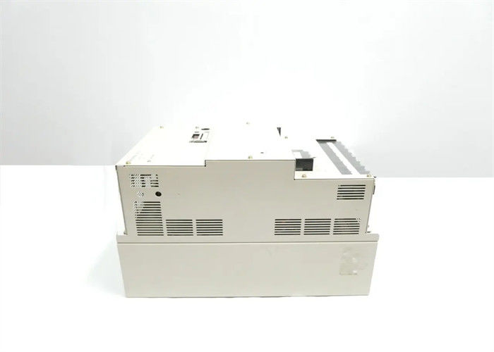 SGDH-1AAE Servo Drives Yaskawa Novo na caixa original 230V