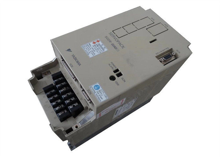 Novíssima Yaskawa AC Servo Drives SGDB-20VN Original Nova em Caixa