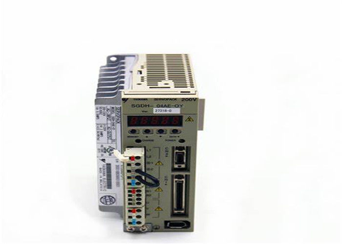 Yaskawa Sigma série 2 SGDH-04AE-OY Servo Drives nova caixa