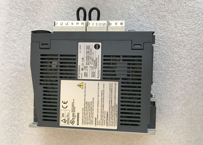 MITSUBISHI AC SERVO DRIVER MR-J3-10A1 100W Amplificador Industrial 170V 0-360HZ 1.1A NOVO