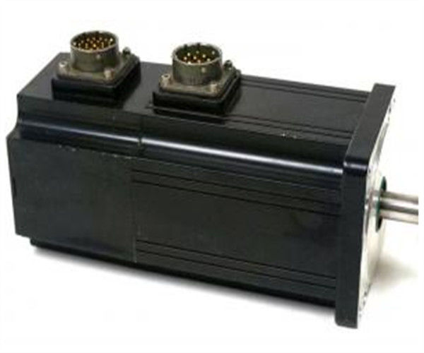 MGE-205-CBNS-0000 Servomotor, 230VAC Conectores MS de flange de montagem inglesa
