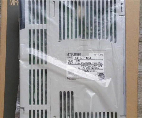 600W Potência de saída Servo industrial leve a 1,5 lbs 200V Voltagem/Frequência