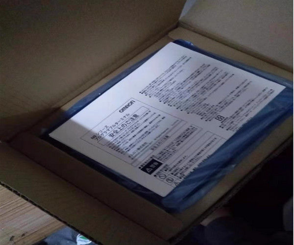 Ecrã LCD HMI Touch Screen com 40 MB Memória incorporada Resolução 640 x 480 pixels