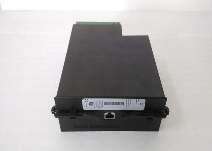 Módulo de CPU GE UR 9NH projetado para instalação na série Universal Relays