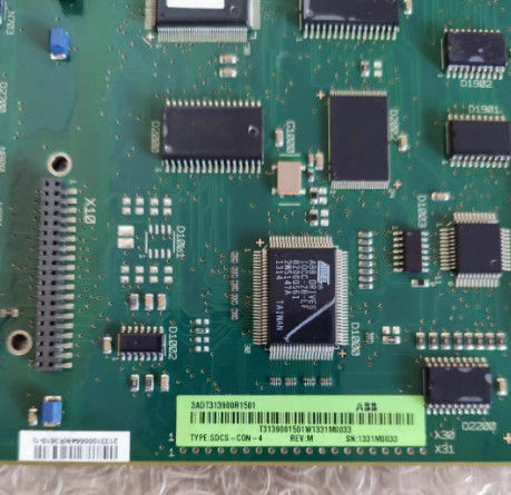 ABB DCS800 Série 3ADT313900R1501 Dispositivos de corrente contínua Painel de controle principal Painel de CPU SDCS-CON-4